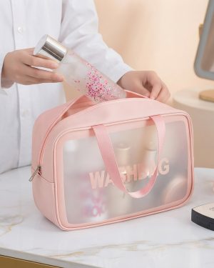 WASH BAG MACK UP BAG photo 5