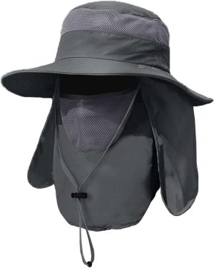 HAT WITH FACE COVER photo 1